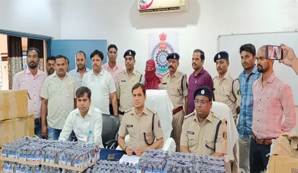 CG News: पुलिस की बड़ी कार्रवाई, 41,270 नग नशीली टेबलेट और 800 नग कप सिरप सहित 1 गिरफ्तार, आरोपी अबतक  50 लाख रूपये के नशीली दवाईयों का कर चुका है व्यापार