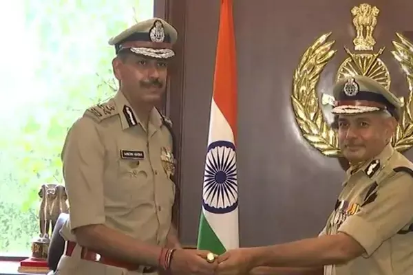 IPS संजय अरोड़ा बने दिल्ली पुलिस आयुक्त, राकेश अस्थाना की लेंगे जगह... जानिए उनके बारे में...