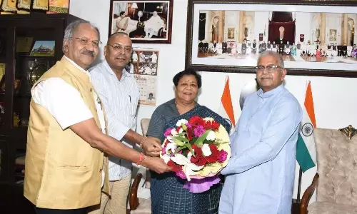 भाजपा की नई तिकड़ी: बृजमोहन-अजय के साथ राजभवन पहुंचे धरमलाल कौशिक, तीन साल का कार्यकाल पूरा करने पर दी शुभकामनाएं