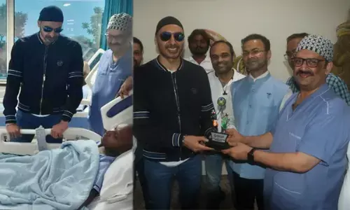 बालको मेडीकल सेंटर, नया रायपुर में मरीजों का प्रोत्साहन बढ़ाने आए पंजाबी पॉप सिंगर सुखबीर सिंह