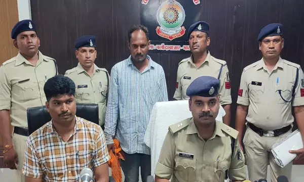 छत्तीसगढ़ में सिरियल रेपिस्ट गिरफ्तार... कोरोना वैक्सीन और स्काॅलरशिप  दिलाने के नाम पर देता था घटना को अंजाम, टारगेट में थी नाबालिग छात्राएं...