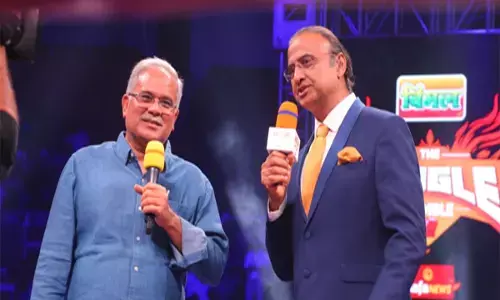 रायपुर में भारतीय मुक्केबाज जीता: विजेंदर के पंच से घाना के एलियासु सुले हारे, हौसला अफजाई करने केजुअल ड्रेस में पहुंचे CM भूपेश