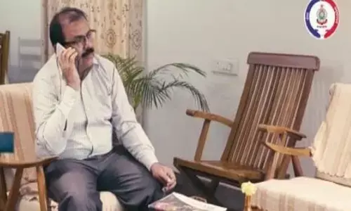 CG News: VIDEO- ऐसे होता है साइबर फ्रॉड, एक कॉल और आपका अकाउंट खाली... साइबर अपराध के खिलाफ पुलिस का सुनो रायपुर अभियान...