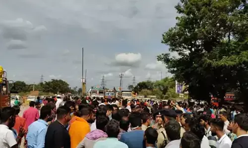 भाजपा पार्षद सहित 8 के खिलाफ हत्या की कोशिश का मामला दर्ज... चालक का आरोप- घटना के बाद लोगों ने पेड़ से बांधकर पीटा, चक्काजाम मामले में 54 के खिलाफ FIR