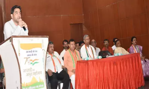 कोरोना के खिलाफ लड़ी जा रही लड़ाई अभी अधूरी, वैक्सीन की सभी खुराक लेकर कोरोना पर पाएं विजय - महापौर