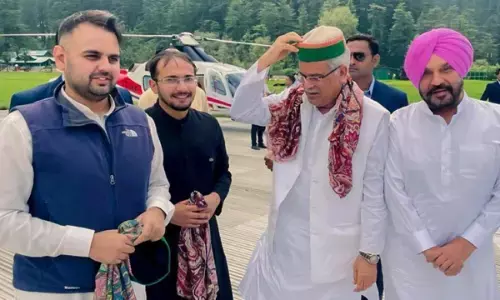 CG NEWS: हिमाचल में छत्तीसगढ़ के CM भूपेश ने किया ऐलान, बागवानों को सेब के रेट तय करने का अधिकार मिलेगा, 10 गारंटियों को लॉन्च