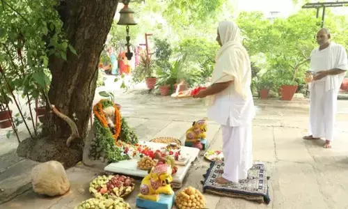सर्वेश्वरी समूह के पड़ाव आश्रम में गणेशजी का पूजन किया बाबा संभव राम जी ने