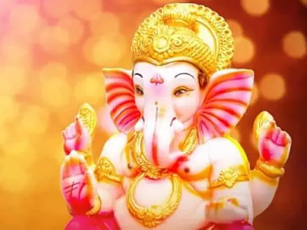 Ganesh pooja : गणपति क्यों बिठाते हैं ? जानें कहानी और पार्थिव श्रीगणेश पूजन से लाभ