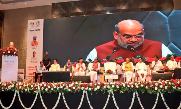 कृषि विपणन में सहकारी संस्थाओं की भूमिका पर नेफेड का राष्ट्रीय सम्मेलन, अमित शाह बोले, सहकारिता की मार्केटिंग में किया जाएगा बड़ा बदलाव कृषि विपणन में सहकारी संस्थाओं की भूमिका पर नेफेड का राष्ट्रीय सम्मेलन, अमित शाह बोले, सहकारिता की मार्केटिंग में किया जाएगा बड़ा बदलाव