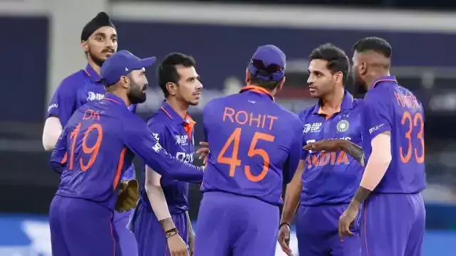 IND vs NZ ODI: टीम इंडिया पर लगा भारी जुर्माना, न्यूजीलैंड के खिलाफ मैच में कप्तान रोहित शर्मा से हुई ये बड़ी गलती...