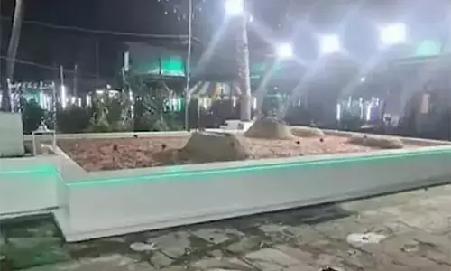 आतंकी याकूब की कब्र मजार में तब्दील!! लगाई लाइटिंग और फूलों की सजावट, पुलिस ने की बड़ी कार्रवाई