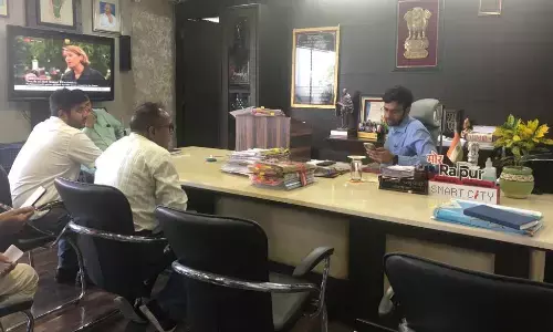 रायपुर कलेक्टर डॉ. सर्वेश्वर नरेंद्र भुरे के निर्देश पर हुई शहरी स्वास्थ्य अधिकारियों की महत्वपूर्ण बैठक