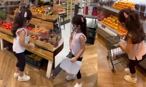 Bollywood News: सोहा अली की नन्ही परी अकेले करती दिखी शॉपिंग, लोगों ने की परवरिश की तारीफ... देखें वीडियो