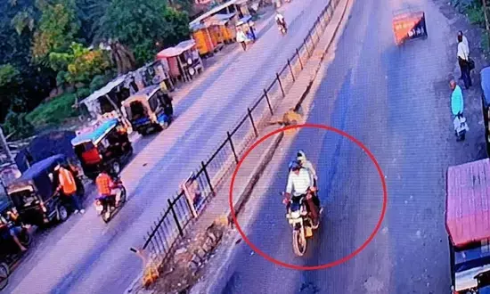 अमेरिका जैसी भारत में दिल दहला देने वाली घटना, शूटर्स ने राह चलते लोगों पर की अंधाधुंध फायरिंग, एक मौत, 10 घायल... सात पुलिसकर्मी निलंबित