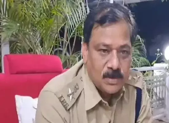SP सस्पेंड: छात्रों को नशे में गाली देने का लगा था आरोप, मुख्यमंत्री ने एसपी को किया निलंबित