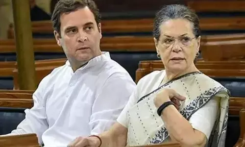 कांग्रेस में गैर गांधी अध्यक्ष: दो दशक बाद गैर गांधी परिवार से अध्यक्ष का चुनाव, गहलोत और थरूर की चर्चा पर राहुल गांधी के पोस्ट के क्या हैं मायने