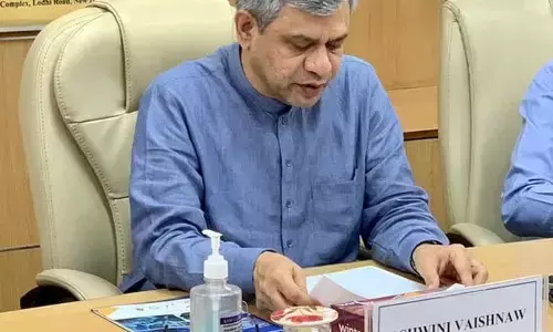 मंत्री की बैठक में झपकी पर VRS: बैठक के दौरान झपकी लेते पकड़े गए थे BSNL अधिकारी, मंत्री ने निकाला; वीआरएस भी मंजूर