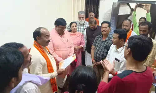 मरकाम की पदयात्रा का साव को निमंत्रण: कोंडागांव कांग्रेस के प्रतिनिधि मिले साव और चंदेल से, दिया निमंत्रण पत्र; प्रभारी महामंत्री बोले...