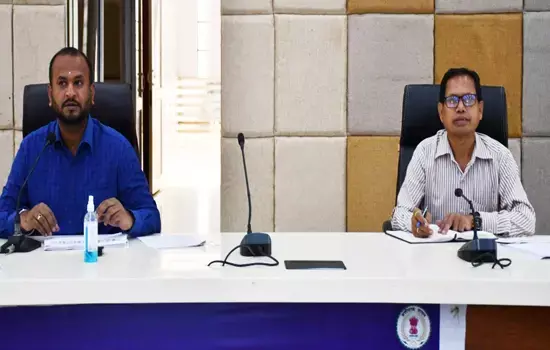 CG- पटवारी सस्पेंड: कार्य को प्राथमिकता से नहीं करना पटवारी को पड़ा भारी,  कलेक्टर के निर्देश पर निलंबित...