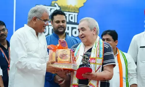 राजनीति अब शह-मात नहीं सांप-सीढ़ी का खेल: ग्रैंड मास्टर्स के साथ सीएम ने किया डिनर, देश के राजनीतिक हालात पर कह दी यह बात...