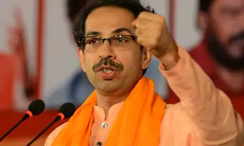 लोकतंत्र का नर्तन :उद्धव की तकरीर और भारत यात्रा में सोनिया -प्रियंका के स्टेप पर टिकी निगाहें