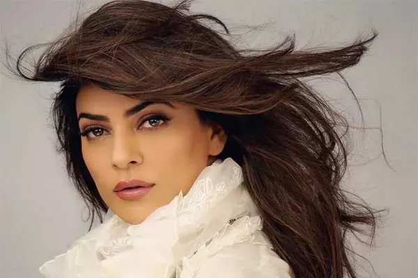 Sushmita Sen Look: इस बार सुष्मिता सेन बनीं किन्नर, सामने आया फर्स्ट लुक...एक्ट्रेस ने कहा-ताली बजाऊंगी नहीं,बजवाऊंगी