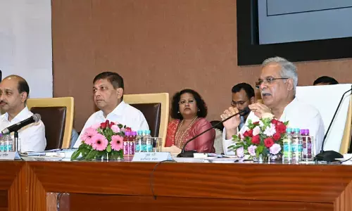 Live SP से दो टूक: सीएम बोले- चाकूबाजी की घटनाएं बर्दाश्त नहीं, जीरो टॉलरेंस की नीति अपनाएं, एसपी रात में...