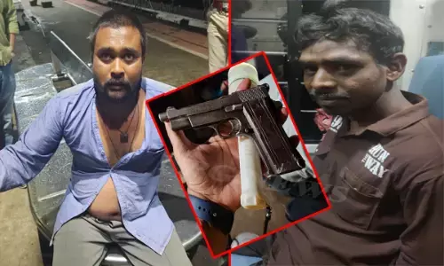 छतीसगढ़ छोड़ कर भाग रहे गोलीकांड के आरोपियों को पुलिस ने आधी रात ट्रेन रुकवा कर फिल्मी स्टाइल में किया गिरफ्तार