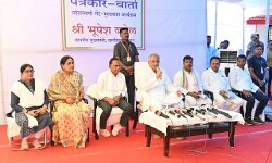 जल्द मिलेगा मुआवजा: सीएम ने सक्ती जिले में कलमा और साराडीह बैराज के पेंडिंग मुआवजा प्रकरण का जल्द निपटारा करने के निर्देश दिए जल्द मिलेगा मुआवजा: सीएम ने सक्ती जिले में कलमा और साराडीह बैराज के पेंडिंग मुआवजा प्रकरण का जल्द निपटारा करने के निर्देश दिए