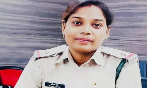 ऑक्सीजोन प्रभारी प्रमिला हुई सम्मानित...