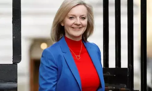 प्रधानमंत्री ने दिया इस्तीफा: छह हफ्ते में ब्रिटेन की पीएम ने दिया इस्तीफा, गहराया सियासी संकट...