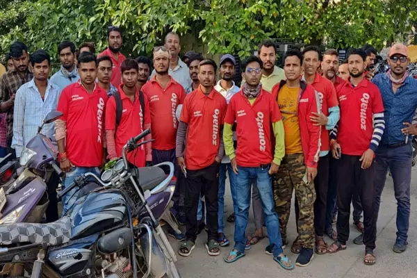 जोमैटो के कर्मचारियों ने फूड डिलीवरी की बंद, गिग्स सिस्टम में बदलाव की मांग की...