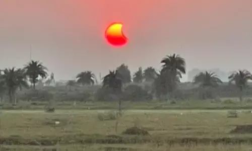 CG ग्रहण खत्म होने के बाद क्या करना चाहिए? ग्रहण के तुरंत बाद करें ये उपाय, नहीं पड़ेगा बुरा प्रभाव, पंडित से जानिए खास बातें...