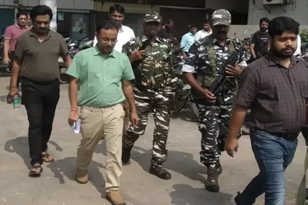 ब्रेकिंग न्यूज: आईएएस विश्नोई सहित तीनों आरोपियों को जेल, पूछताछ पूरी होने के बाद पेश किया था कोर्ट में...