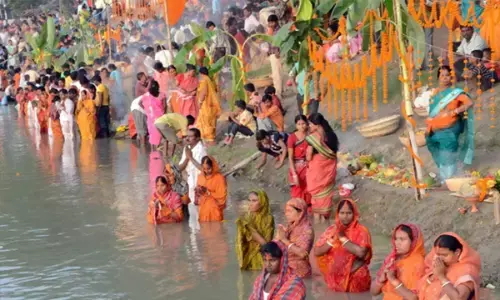 Chhath 2022: छठ व्रत कब से कब तक करते हैं, जानिए सूर्य को अर्घ्य देने का तरीका और पारण का दिन
