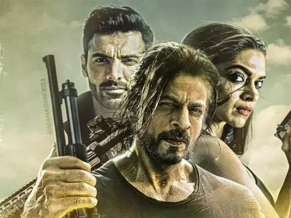 शाहरुख के बर्थडे पर पठान फ़िल्म का दमदार टीजर रिलीज, जबरदस्त एक्शन में दिखे बॉलीवुड के किंग खान...क्या आपने देखा है टीजर