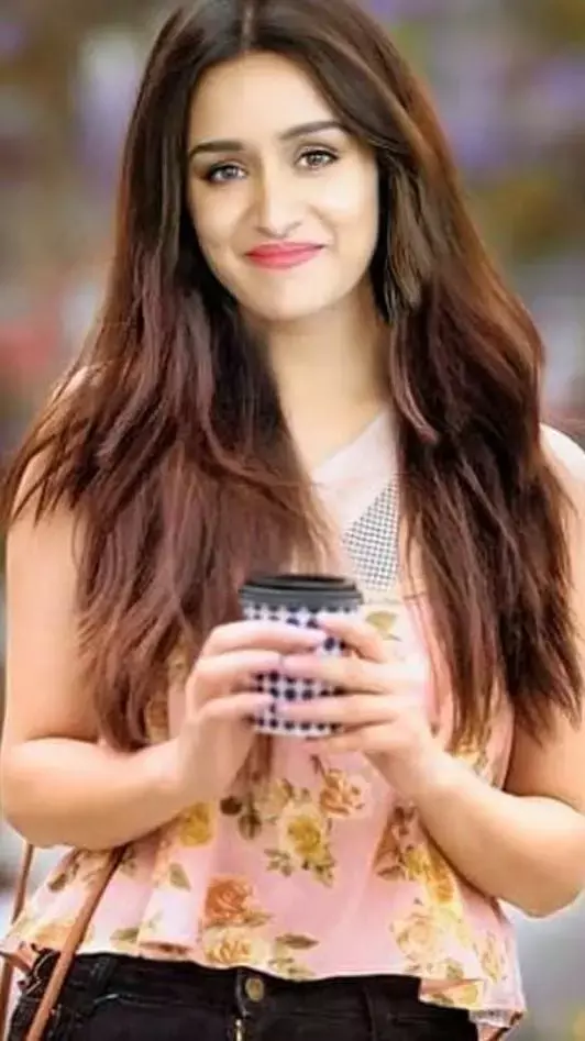 श्रद्धा कपूर फिल्म बागी 3 के बाद बड़े पर्दे पर नजर नहीं आई हैं