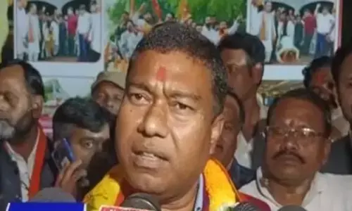 Video: केंद्रीय मंत्री महंगाई के सवालों पर घिरे तो लगे जय श्री राम के नारे, तेली ने कहा - 2025 तक पेट्रोल डीजल की कीमत होगी कम