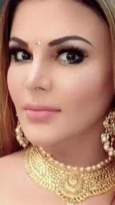 राखी सावंत की हॉटनेस पर फ़िदा है फैन्स :