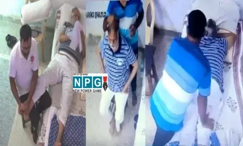 स्वास्थ्य मंत्री का मसाज करवाते वीडियो वायरल: बीजेपी का हमला, कहा- पूरा वीवीआईपी मजा दिया जा रहा...