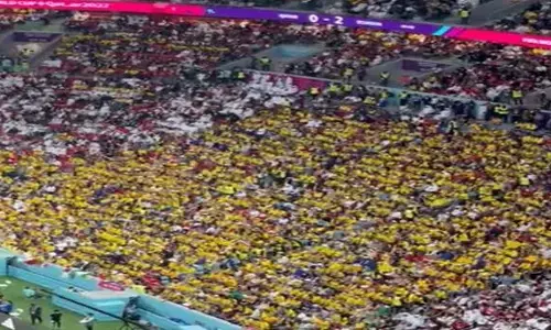 VIDEO-लाइव मैच में लगे बीयर-बीयर के नारे, बैठे दर्शकों की मांग से गूंज उठा पूरा स्टेडियम...देखें