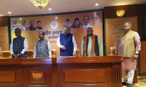 ओम माथुर उवाच: सोशल मीडिया पर नहीं धरातल पर करें राजनीति, बड़े आंदोलन की भीड़ के बजाय बूथ पर फोकस करें