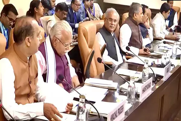 CG News-NPS को लेकर बड़ी खबर: NPS लौटाने के साथ ही छत्तीसगढ़ जैसे बेहतर वित्तीय प्रबंधन वाले राज्यों को प्रोत्साहन अनुदान दिया जाये-CM भूपेश