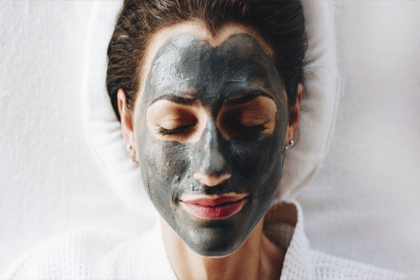 charcoal face mask: निखरेगा चेहरा चुटकियों में...एक्टिवेटेड चारकोल क्या है?..जानिए | Charcoal face mask: The face will glow in a pinch... What is activated charcoal?..Know