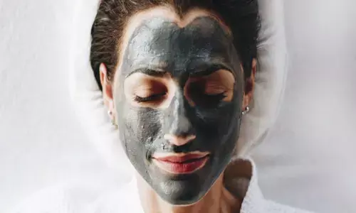 charcoal face mask: निखरेगा चेहरा चुटकियों में...एक्टिवेटेड चारकोल क्या है?..जानिए