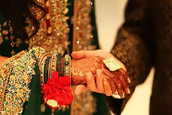 इमाम का फरमान: निकाह में अब डांस-संगीत और आतिशबाजी नहीं होगी.. नियम तोड़ने पर जुर्माना लगेगा...