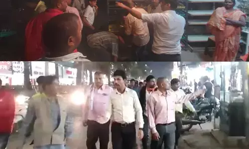 अतिक्रमण हटाने खुद सड़क पर उतरे निगम कमिश्नर, सड़क पर रखें सामान जब्त सदर बाजार, गोल बाजार शनिचरी बाजार में चला अभियान