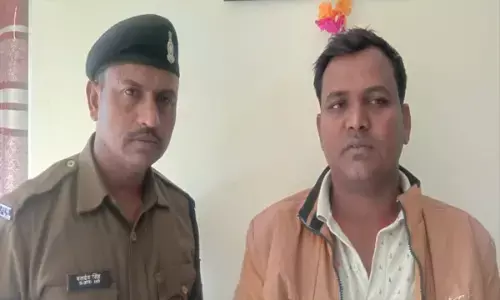 CG News- गंदी बात करने वाला हेड मास्टर गिरफ्तार: पढ़ाई के बहाने छात्राओं से करता था छेड़छाड़, बच्चों की शिकायत के बाद हुआ गिरफ्तार...