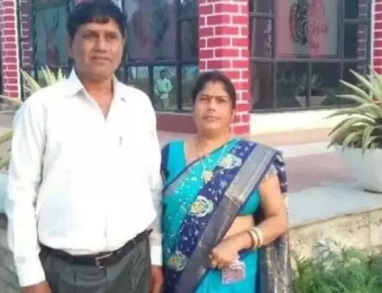CG News-नायब तहसीलदार सहित चार लापता: शादी समारोह से लौट रहे थे अपनी पत्नी और साले के साथ ससुराल, कार सहित हुए लापता... CG News-नायब तहसीलदार सहित चार लापता: शादी समारोह से लौट रहे थे अपनी पत्नी और साले के साथ ससुराल, कार सहित हुए लापता...