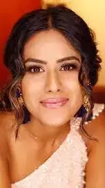 निया शर्मा अपने बोल्ड लुक के चलते खूब चर्चा में बनी रही :